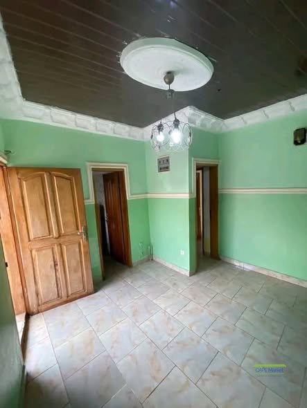 STUDIO SPACIEUX CONFORTABLE 𝗬𝗗𝗘 - FOUGÈROLLES