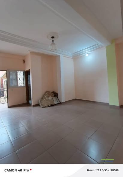 STUDIO MODERNE À LOUER