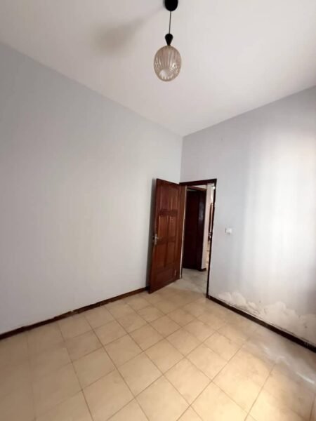 APPARTEMENT A LOUER A NGOUSSO BIEN PROPRE