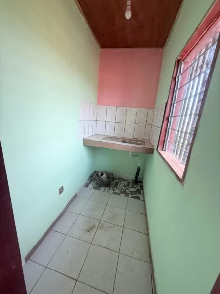 STUDIO MODERNE 4 PIÈCES À LOUER