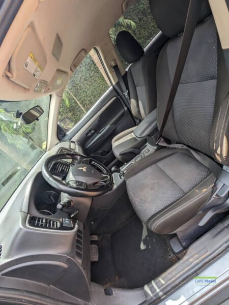 Mitsubishi Outlander 2016