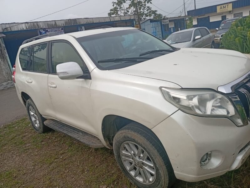 Land cruser prado année 2016, essence vvti automatique