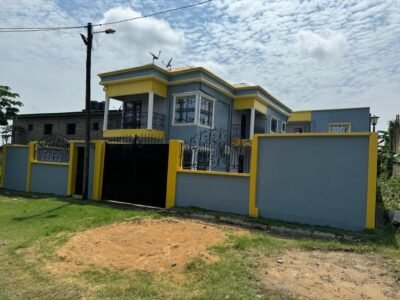 Deux duplex à vendre