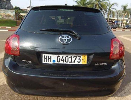 TOYOTA AURIS 2009