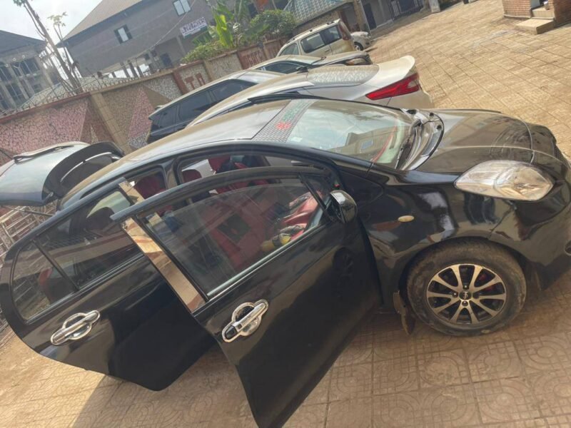 Toyota yaris année 2008