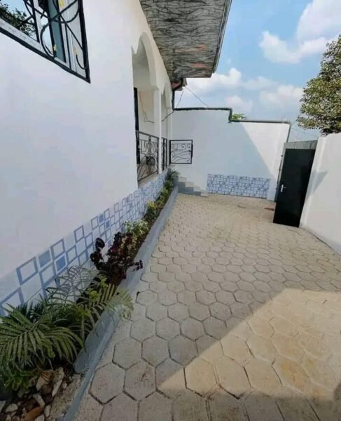 Villa titré à vendre Messasi Nkolondom