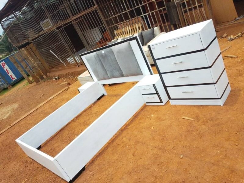 Vente et Fabrication sur commande des Meubles