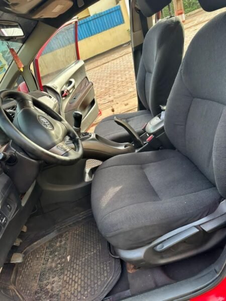 TOYOTA AURIS 2008