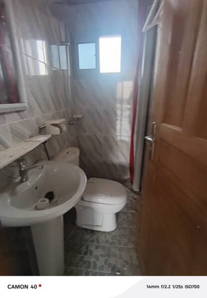 Studio nouvellement construit à Ndogbong