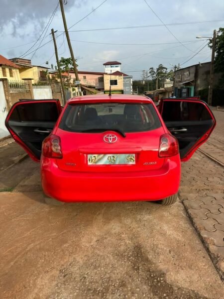 TOYOTA AURIS 2008