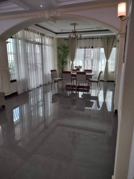 APPARTEMENT NON MEUBLÉ à louer Bastos