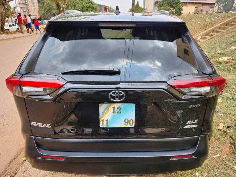 RAV4