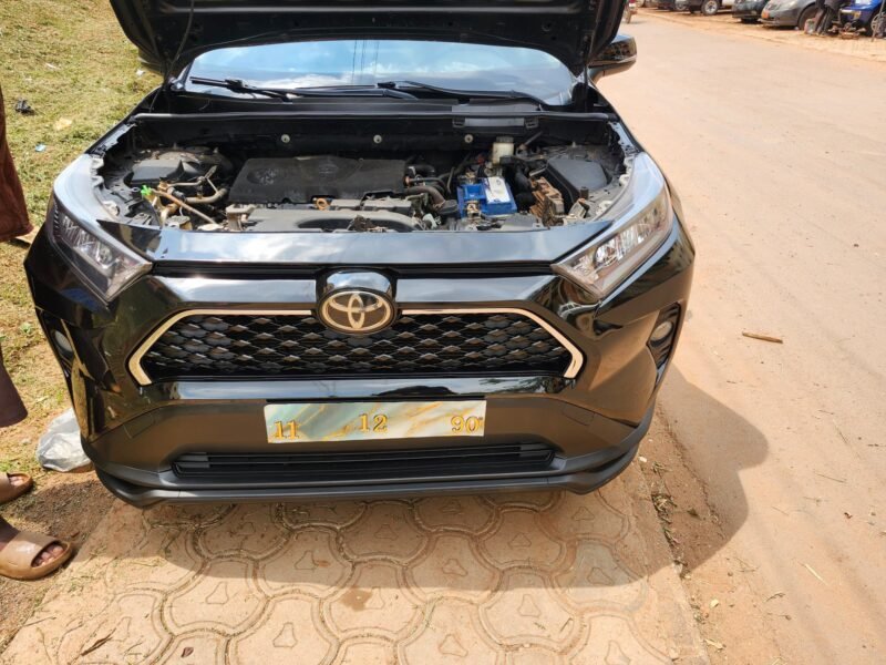 RAV4