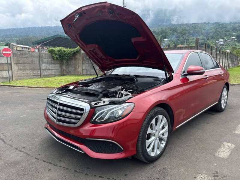 Mercedes E 300