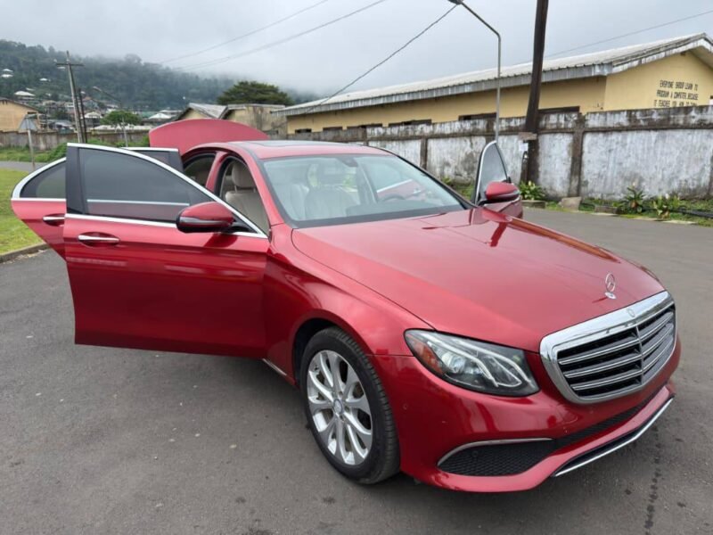 Mercedes E 300